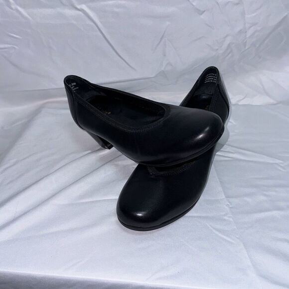 David Tate Black Leather Round Toe Court Heels | Sz 7.5 - Picture 2 of 9